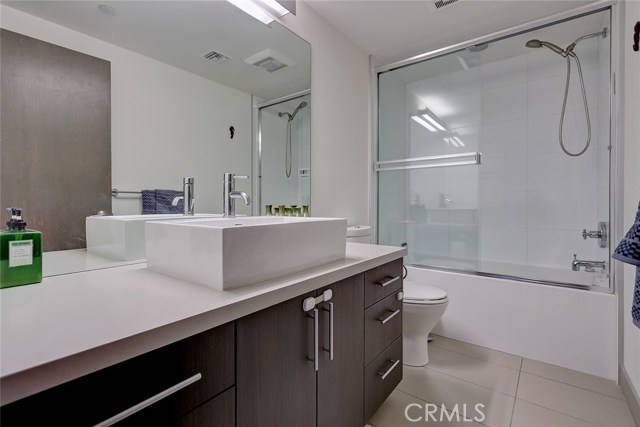 1773 Mathews Avenue, Manhattan Beach, California 90266, 3 Bedrooms Bedrooms, ,2 BathroomsBathrooms,Residential,Sold,Mathews,SB19238743