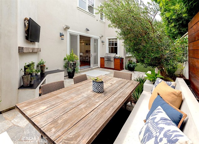 1641 18th Street, Manhattan Beach, California 90266, 5 Bedrooms Bedrooms, ,4 BathroomsBathrooms,Residential,Sold,18th,SB20169732