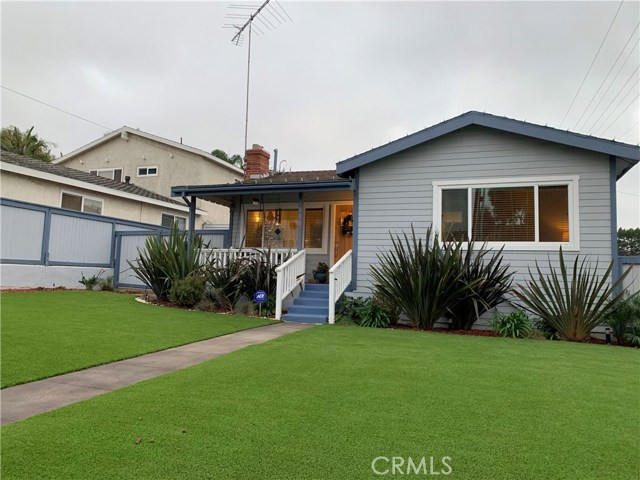 1800 11th Street, Manhattan Beach, California 90266, 3 Bedrooms Bedrooms, ,2 BathroomsBathrooms,Residential,Sold,11th,SB19280546