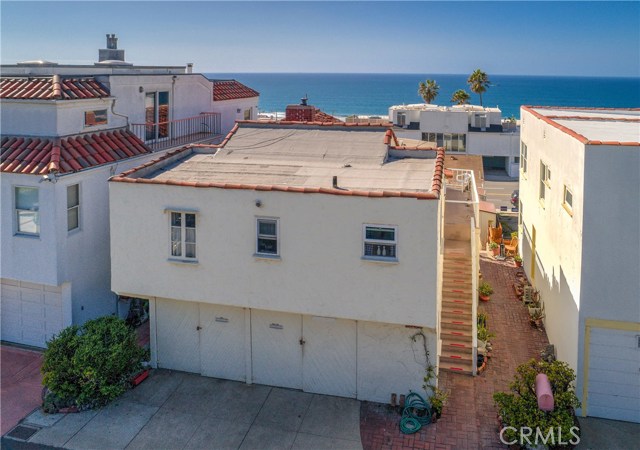 3905 Crest Drive, Manhattan Beach, California 90266, 4 Bedrooms Bedrooms, ,Residential,Sold,Crest,SB18266979