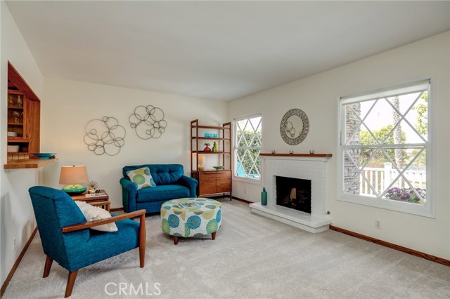607 Camino Real, Redondo Beach, California 90277, 2 Bedrooms Bedrooms, ,2 BathroomsBathrooms,Residential,Sold,Camino Real,SB20134527