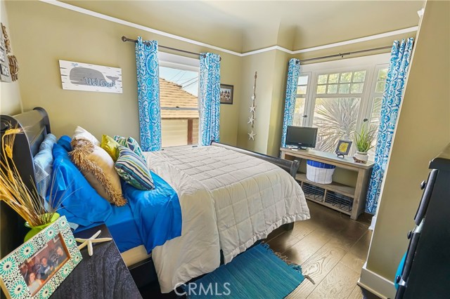 528 Garnet Street, Redondo Beach, California 90277, 4 Bedrooms Bedrooms, ,1 BathroomBathrooms,Residential,Sold,Garnet,PV19254861