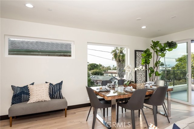 636 Vincent Park, Redondo Beach, California 90277, 3 Bedrooms Bedrooms, ,2 BathroomsBathrooms,Residential,Sold,Vincent Park,SB19274738