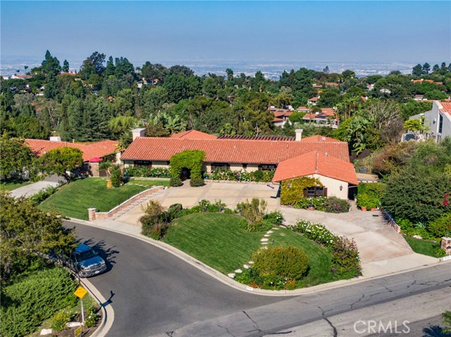 2027 Via Visalia, Palos Verdes Estates, California 90274, 4 Bedrooms Bedrooms, ,3 BathroomsBathrooms,Residential,Sold,Via Visalia,SB20227439