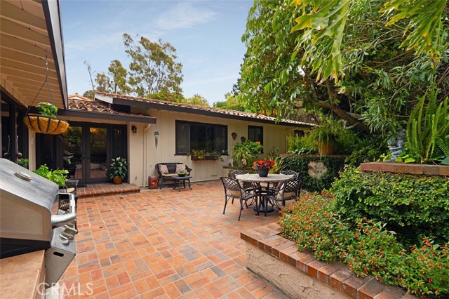 2600 Via Campesina, Palos Verdes Estates, California 90274, 3 Bedrooms Bedrooms, ,2 BathroomsBathrooms,Residential,Sold,Via Campesina,PV21074920