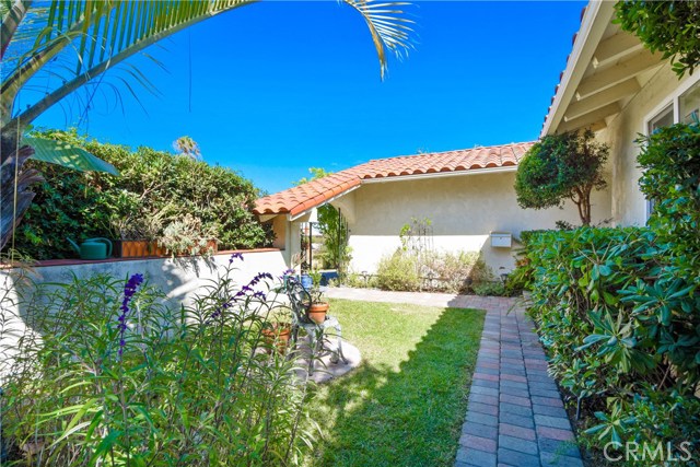 1884 Peninsula Verde Drive, Rancho Palos Verdes, California 90275, 3 Bedrooms Bedrooms, ,2 BathroomsBathrooms,Residential,Sold,Peninsula Verde,PV18216165