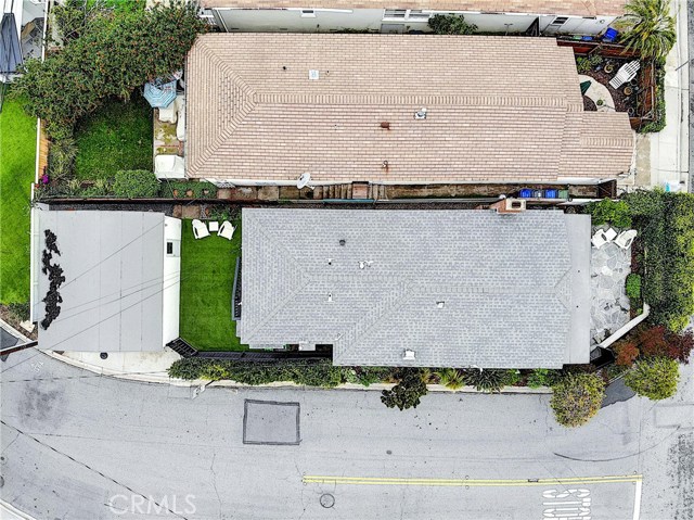 2801 Valley Drive, Manhattan Beach, California 90266, 2 Bedrooms Bedrooms, ,1 BathroomBathrooms,Residential,Sold,Valley,SB19012172