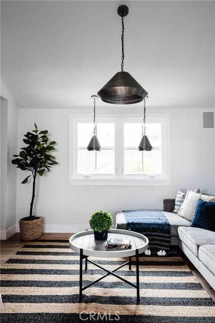 933 9th Street, Manhattan Beach, California 90266, 4 Bedrooms Bedrooms, ,2 BathroomsBathrooms,Residential,Sold,9th,SB21112500