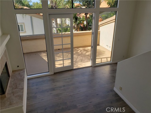 Living Room with Gas Fire Place and Balcony