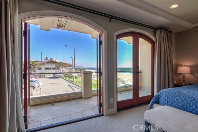 2702 The Strand, Manhattan Beach, California 90266, 3 Bedrooms Bedrooms, ,1 BathroomBathrooms,Residential,Sold,The Strand,SB17066172