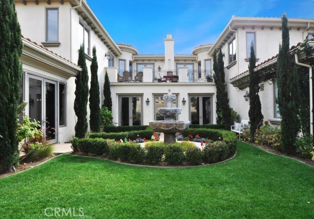 Beautifully landscaped Courtyard