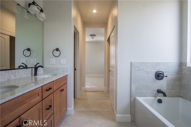 18514 Grevillea Avenue, Redondo Beach, California 90278, 3 Bedrooms Bedrooms, ,2 BathroomsBathrooms,Residential,Sold,Grevillea,SB19116535