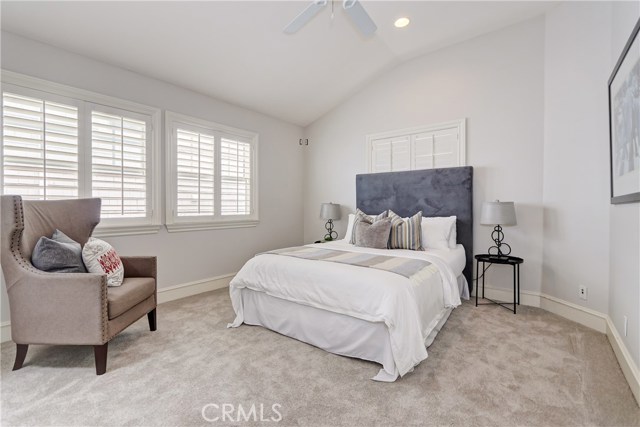 400 3rd Street, Manhattan Beach, California 90266, 4 Bedrooms Bedrooms, ,3 BathroomsBathrooms,Residential,Sold,3rd,SB19135797