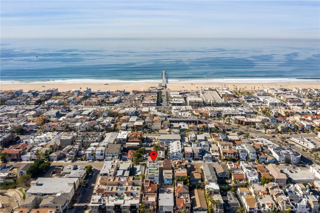 1104 Loma Dr, Hermosa Beach, California 90254, 3 Bedrooms Bedrooms, ,1 BathroomBathrooms,Residential,Sold,Loma Dr,SB21009911