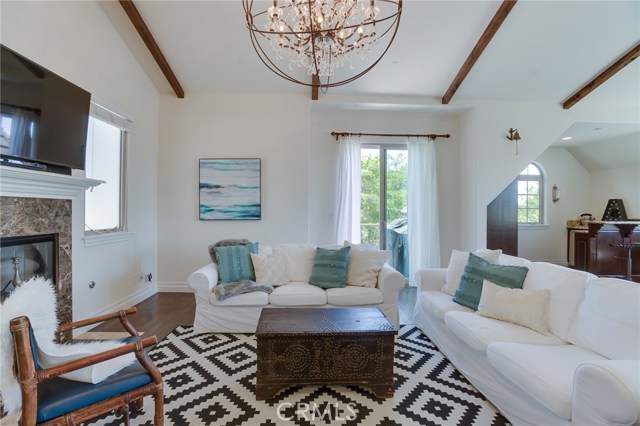 523 Lucia Avenue, Redondo Beach, California 90277, 4 Bedrooms Bedrooms, ,4 BathroomsBathrooms,Residential,Sold,Lucia,SB18107148