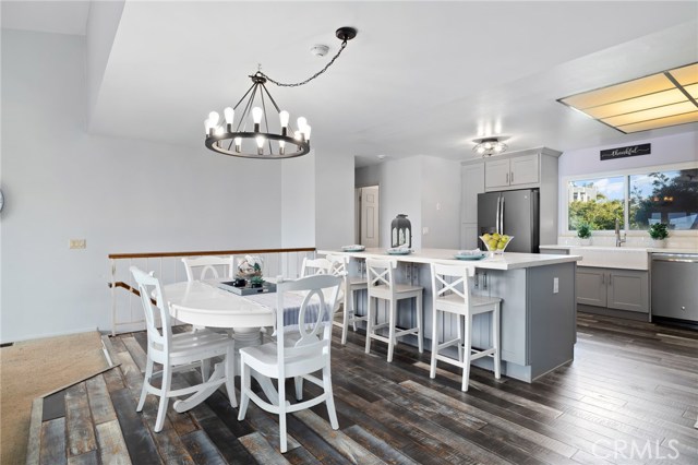 220 Guadalupe Avenue, Redondo Beach, California 90277, 3 Bedrooms Bedrooms, ,2 BathroomsBathrooms,Residential,Sold,Guadalupe,SB21001256