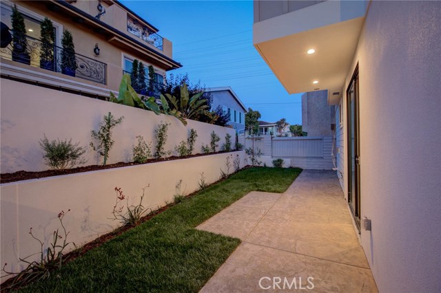 602 Irena Avenue, Redondo Beach, California 90277, 4 Bedrooms Bedrooms, ,4 BathroomsBathrooms,Residential,Sold,Irena,PV19131744