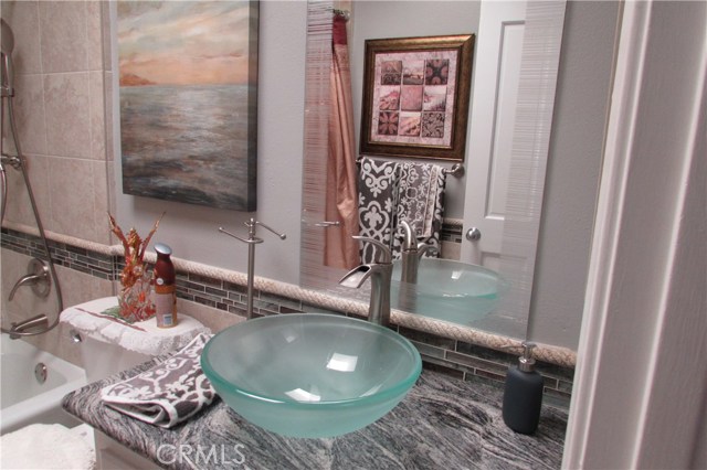 110 Guadalupe Avenue, Redondo Beach, California 90277, 3 Bedrooms Bedrooms, ,1 BathroomBathrooms,Residential,Sold,Guadalupe,OC17057982