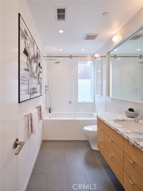 2912 Palm Avenue, Manhattan Beach, California 90266, 4 Bedrooms Bedrooms, ,2 BathroomsBathrooms,Residential,Sold,Palm,SB21015344