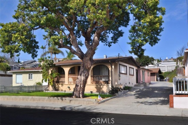 1927 Nelson Avenue, Redondo Beach, California 90278, 3 Bedrooms Bedrooms, ,2 BathroomsBathrooms,Residential,Sold,Nelson,SB18031975