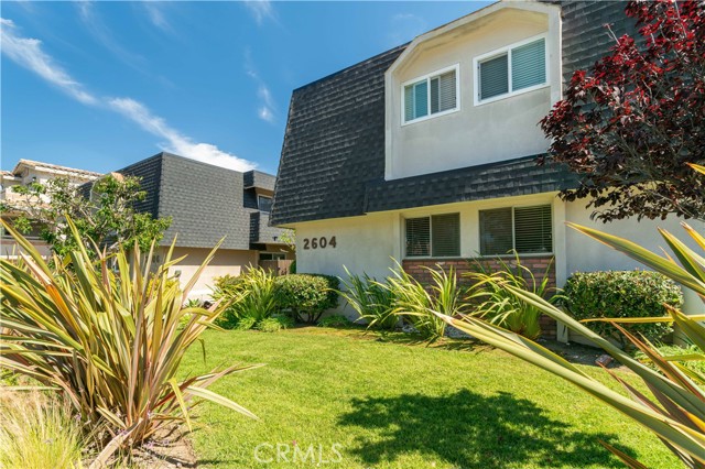 2604 Gates Avenue, Redondo Beach, California 90278, 3 Bedrooms Bedrooms, ,2 BathroomsBathrooms,Residential,Sold,Gates,SB21122281