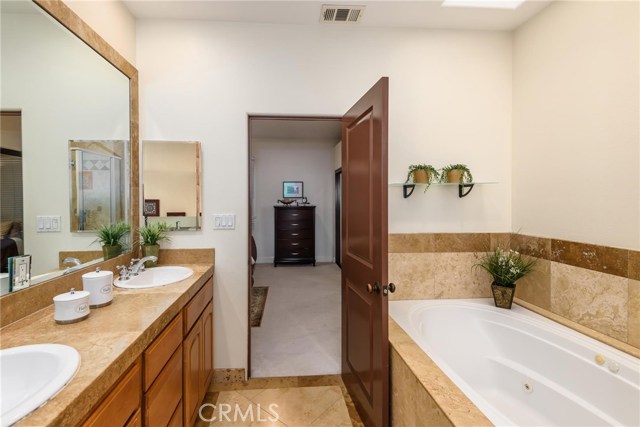 2609 Curtis Avenue, Redondo Beach, California 90278, 3 Bedrooms Bedrooms, ,2 BathroomsBathrooms,Residential,Sold,Curtis,SB19006810
