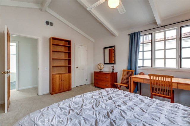 720 36th Street, Manhattan Beach, California 90266, 3 Bedrooms Bedrooms, ,2 BathroomsBathrooms,Residential,Sold,36th,SB19043240