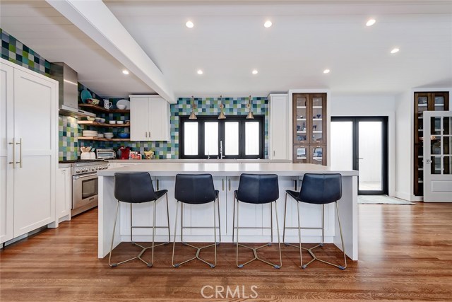 585 29th Street, Manhattan Beach, California 90266, 4 Bedrooms Bedrooms, ,3 BathroomsBathrooms,Residential,Sold,29th,SB21019167