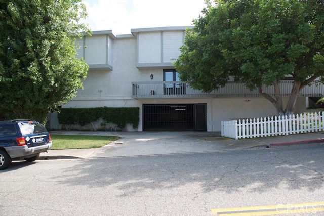 2000 Voorhees Avenue, Redondo Beach, California 90278, 2 Bedrooms Bedrooms, ,1 BathroomBathrooms,Residential,Sold,Voorhees,SB17211280