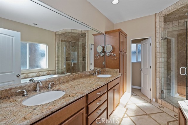2012 Gates Avenue, Redondo Beach, California 90278, 4 Bedrooms Bedrooms, ,3 BathroomsBathrooms,Residential,Sold,Gates Avenue,SB20246228