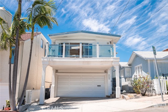 531 13th Street, Manhattan Beach, California 90266, 4 Bedrooms Bedrooms, ,2 BathroomsBathrooms,Residential,Sold,13th,SB20116052