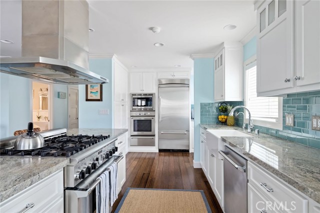 804 Juanita Avenue, Redondo Beach, California 90277, 4 Bedrooms Bedrooms, ,3 BathroomsBathrooms,Residential,Sold,Juanita,SB20123579
