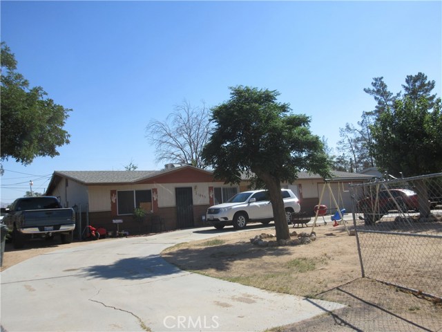 Photo of 21895 Cherokee Avenue, Apple Valley, CA 92307