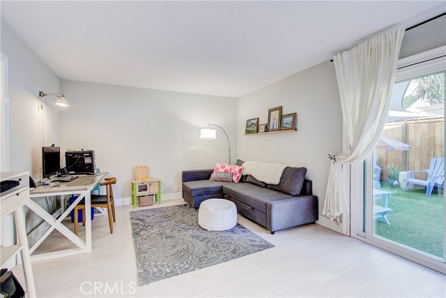 1525 Goodman Avenue, Redondo Beach, California 90278, 3 Bedrooms Bedrooms, ,2 BathroomsBathrooms,Residential,Sold,Goodman,SB19240967