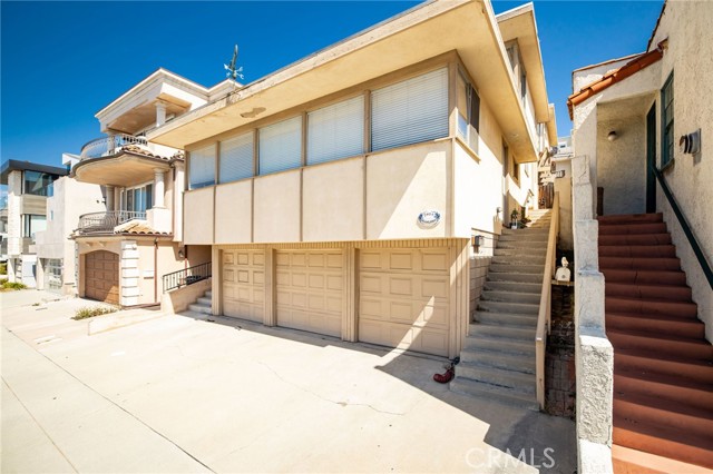 2408 Highland Avenue, Manhattan Beach, California 90266, ,Residential Income,Sold,Highland,SB21059226