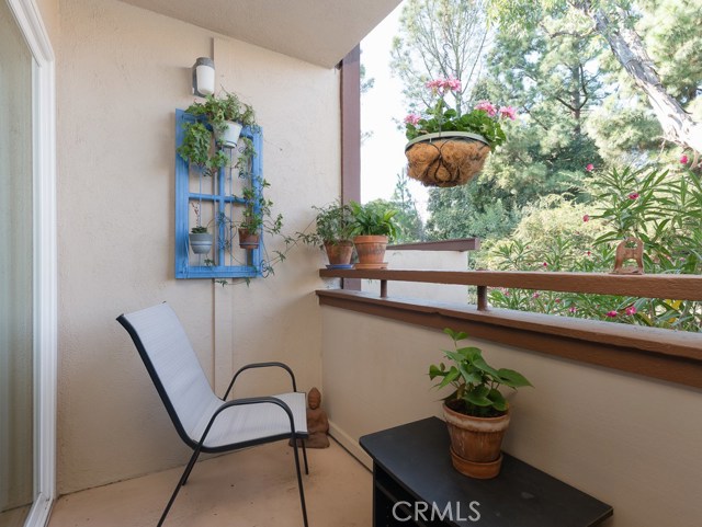 5937 Armaga Spring Road, Rancho Palos Verdes, California 90275, 2 Bedrooms Bedrooms, ,2 BathroomsBathrooms,Residential,Sold,Armaga Spring,PV20211498