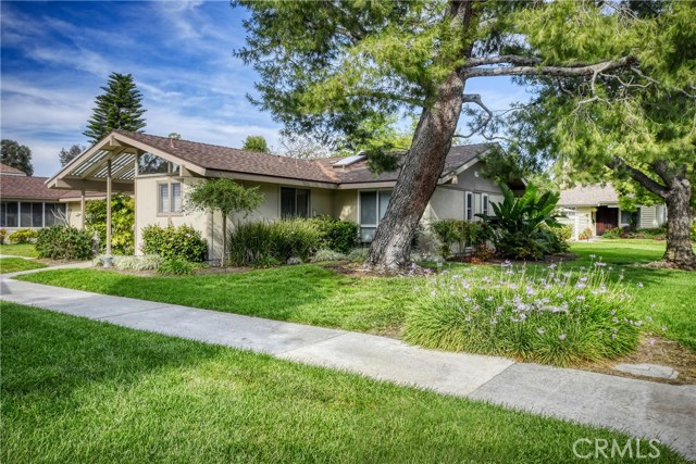 Photo of 708 Avenida Majorca #C, Laguna Woods, CA 92637