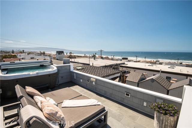 Roof deck with hot tub and panoramic views