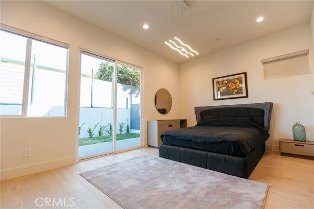 1758 Dixon, Redondo Beach, California 90278, 3 Bedrooms Bedrooms, ,4 BathroomsBathrooms,Residential,Sold,Dixon,SB20213630