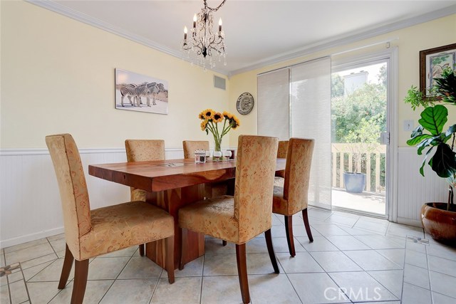 2000 Mathews Avenue, Redondo Beach, California 90278, 2 Bedrooms Bedrooms, ,2 BathroomsBathrooms,Residential,Sold,Mathews,SB19185510