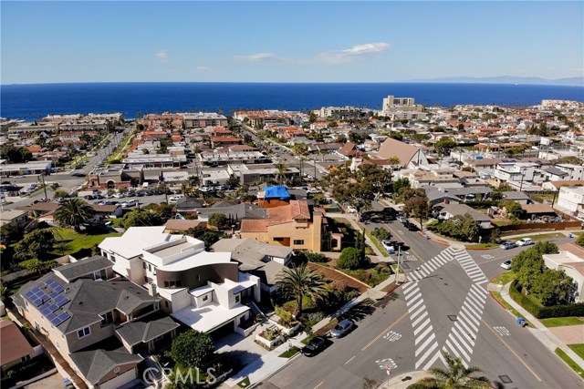 Neighborhood view of the Avenues