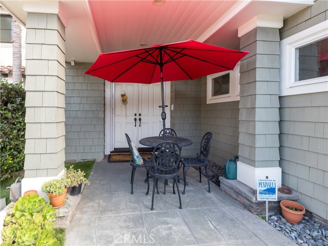 1808 Elm Avenue, Manhattan Beach, California 90266, 5 Bedrooms Bedrooms, ,3 BathroomsBathrooms,Residential,Sold,Elm,SB20235001
