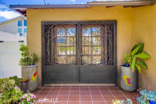 1019 Spencer Street, Redondo Beach, California 90277, 2 Bedrooms Bedrooms, ,1 BathroomBathrooms,Residential,Sold,Spencer,SB17195188