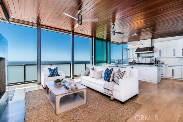 3316 Crest Drive, Manhattan Beach, California 90266, 4 Bedrooms Bedrooms, ,3 BathroomsBathrooms,Residential,Sold,Crest,SB21123586