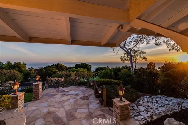 3 Cinnamon Lane, Rancho Palos Verdes, California 90275, 4 Bedrooms Bedrooms, ,3 BathroomsBathrooms,Residential,Sold,Cinnamon,PV18009862