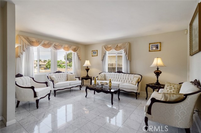 512 Green Lane, Redondo Beach, California 90278, 4 Bedrooms Bedrooms, ,3 BathroomsBathrooms,Residential,Sold,Green,SP19175465