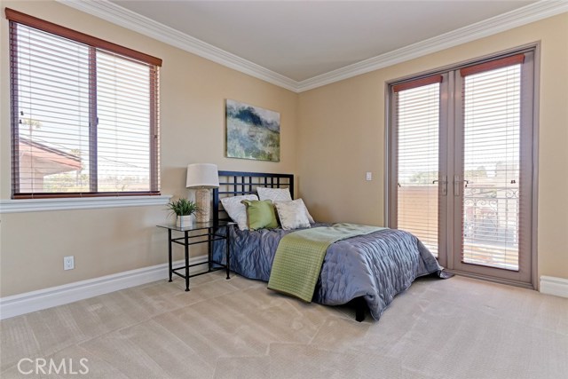 2419 Huntington Lane, Redondo Beach, California 90278, 4 Bedrooms Bedrooms, ,3 BathroomsBathrooms,Residential,Sold,Huntington,SB20180738