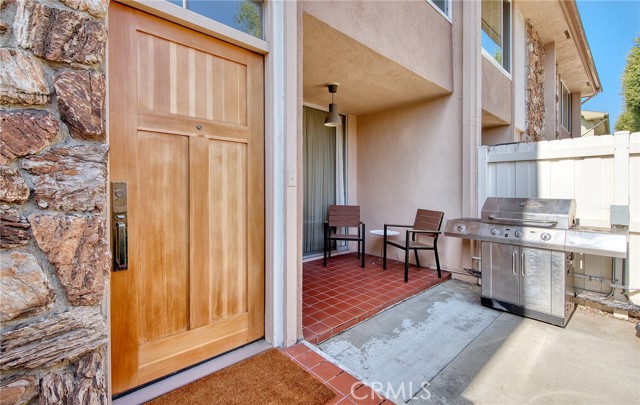 2 Bed Home for Sale in Culver City, California