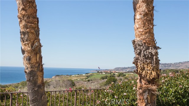 3200 La Rotonda Drive, Rancho Palos Verdes, California 90275, 2 Bedrooms Bedrooms, ,2 BathroomsBathrooms,Residential,Sold,La Rotonda,OC18043460