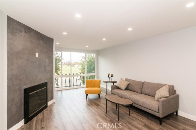 1 Bed Home for Sale in Valley Village, California